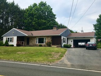 116 Hendrick St, Easthampton, MA 01027