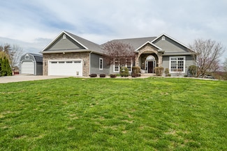 6627 Naomi Rd, Eau Claire, MI 49111