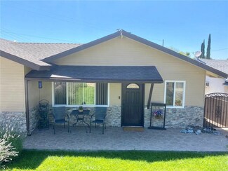 10305 Woodward Ave, Sunland, CA 91040
