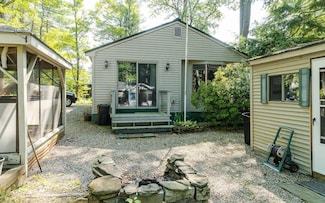 69 Camp Cir, Fitzwilliam, NH 03447