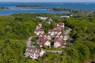 146 Ridge Rd Unit 44, Portland, ME 04103