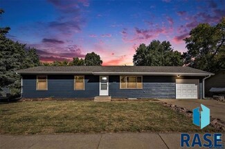 5420 W 33rd St, Sioux Falls, SD 57106