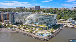 800 Ave at Port Imperial Blvd Unit 914, Weehawken, NJ 07086
