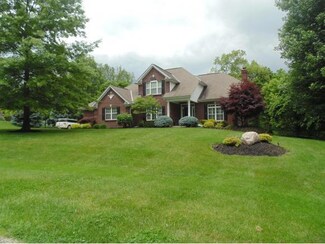 1214 Foxwood Ct, Greendale, IN 47025