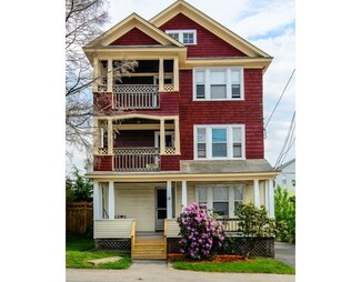 18 Fairhaven Rd, Worcester, MA 01606