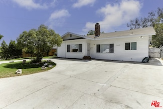 11812 Randall St, Sun Valley, CA 91352