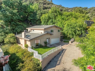 3735 Montuso Place, Encino, CA 91436