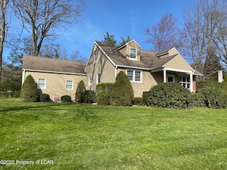 215 Chestnut St, Shavertown, PA 18708