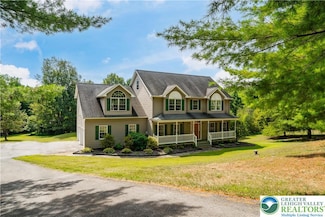 410 Maxine Dr, Lehighton, PA 18235