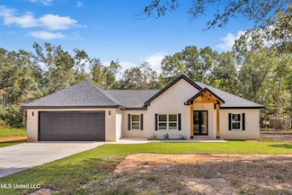 4901 Ashmore Ridge Dr, Vancleave, MS 39565