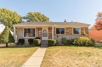 1226 Shenandoah Dr, Clawson, MI 48017