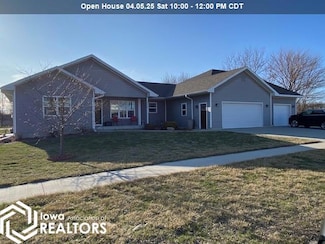1509 Rylea Dr, Clear Lake, IA 50428