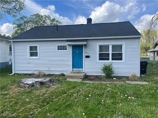 2409 41st St NW, Canton, OH 44709