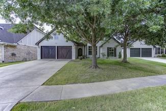 505 Sterling Dr, Benbrook, TX 76126