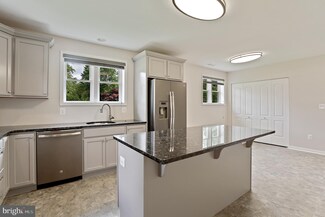 6426 Amherst Ave, Columbia, MD 21046