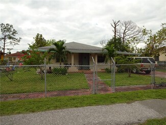 635 N 9th St, Immokalee, FL 34142
