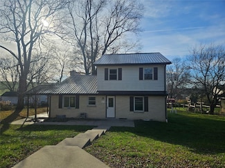 257 Main St, Hookstown, PA 15050