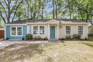 5817 Canterbury Dr, Hanahan, SC 29410