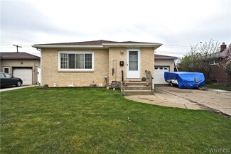 62 Cardy Ln, Depew, NY 14043