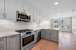 301 Border St Unit 406, Boston, MA 02128