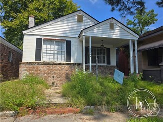 1022 W 41st St, Savannah, GA 31415