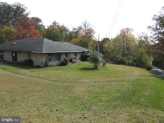 1265L Swamp Bridge Rd, Denver, PA 17517