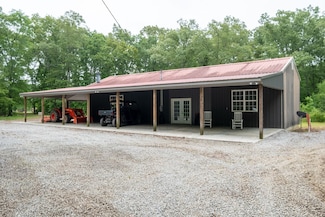 70 Pepper Rd, Taft, TN 38488