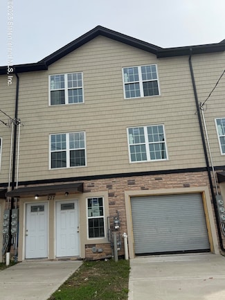 277 South Ave, Staten Island, NY 10308