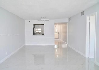 691 S Hollybrook Dr Unit 208, Pembroke Pines, FL 33025