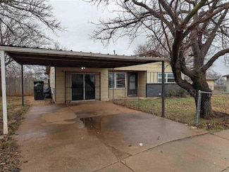2820 Roanoke Dr, Wichita Falls, TX 76306