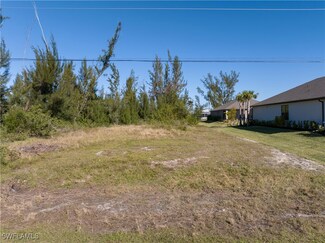 3805 SW 3rd St, Cape Coral, FL 33991