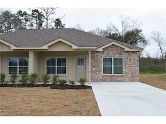 136 Village Oaks Blvd, Ponchatoula, LA 70454