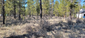 17122 Covina Rd, Bend, OR 97707