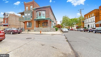 328 N 39th St, Philadelphia, PA 19104
