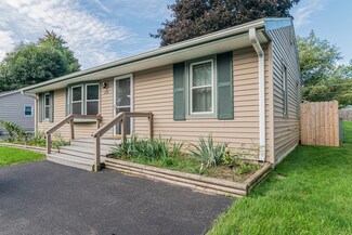 1214 Franklin Ave, Winthrop Harbor, IL 60096