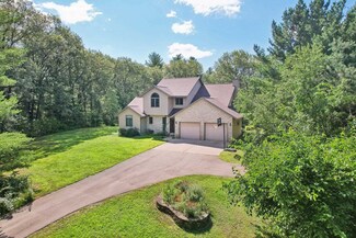 N3214 Heintz Rd, Poynette, WI 53955