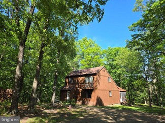 141 Idris Ln, Berkeley Springs, WV 25411