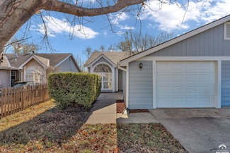 1317 Sunchase Dr, Lawrence, KS 66044