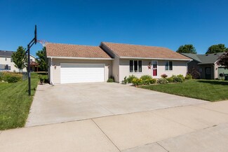 351 5th Ave SE, Dover, MN 55929