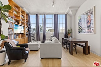 420 S San Pedro St Unit 422, Los Angeles, CA 90013