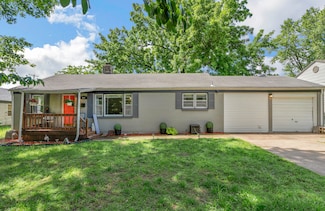608 W University St, Springfield, MO 65807