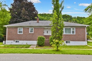 437 Clermont Ave, Stroudsburg, PA 18360