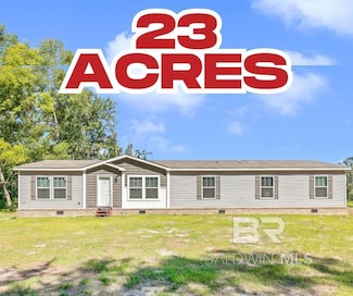 296 Pineland Dr, Frisco City, AL 36445