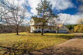 118 Spear St, Charlotte, VT 05445
