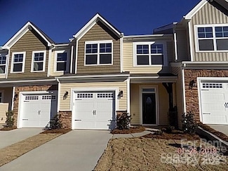 15027 Savannah Hall Dr, Charlotte, NC 28273