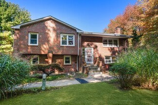 465 Hartford St, Westwood, MA 02090