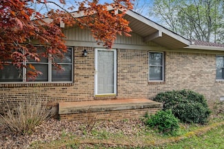 207 Sugar Hill Dr, Sparta, TN 38583
