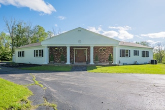 125 Woodchuck Ln, Harwinton, CT 06791