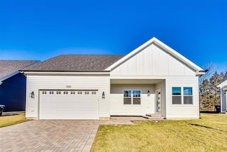 4036 Faith Ln, St. Charles, IL 60174