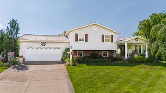 30 Virginia Oaks Dr, Moundsville, WV 26041